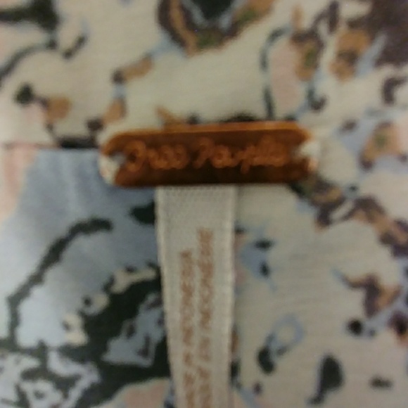 Free People Sleeveless Hi Low Top - Picture 5 of 7